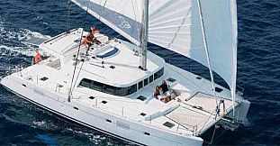 Luxury Yacht Catamaran Cruise
