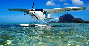 Seaplane Flight at Le Morne – Mauritius Southwest