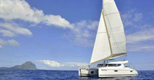 Full Day Private Luxurious Catamaran Cruise - Benitiers Island