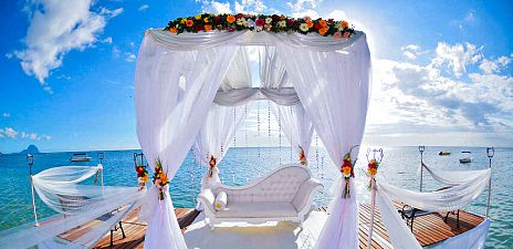 Wedding at Maradiva Villas Resort & Spa